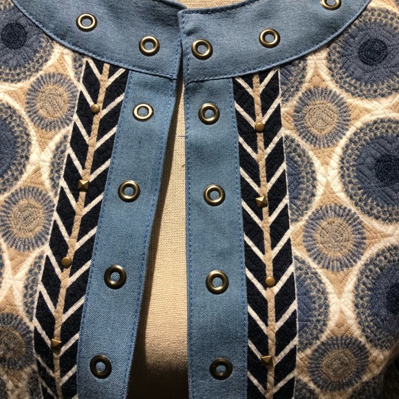 Multiples Jacket. - Picture 3 of 6